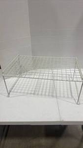 lot 1072 image: White rack riser