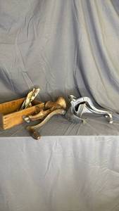 lot 155 image: Primitives Wear-Ever JuicerPress meat grinder and wooden box with Pole