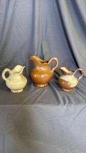 lot 171 image: Frankoma Pitchers