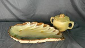 lot 177 image: Frankoma Desert Gold 5B & 226