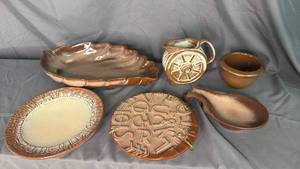 lot 178 image: Frankoma Plainsman Brown -Set of 6 pieces