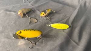 lot 184 image: Vintage Fishing Lures