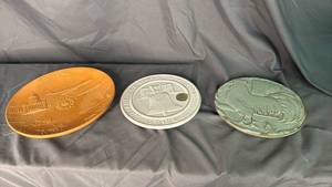 lot 193 image: Frankoma Plates - Kansas- 1976 and Rooster