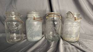 lot 221 image: Ball Ideal Mason Jars 9-Total