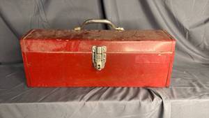 lot 222 image: Red Toolbox with contents