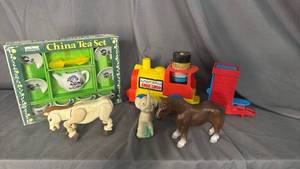 lot 233 image: Vintage Toys - Tea Set and Train with Animals