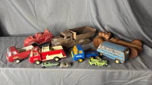 lot 238 image: Vintage Toy Trucks and Cars