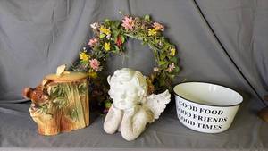 lot 272 image: Bear Ceramic cookie jar, floral wreath, metal bowl and Cherub