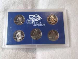 lot 501 image: United States Mint 50 State Quarters Proof Set