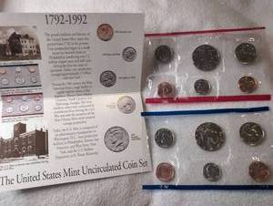 lot 504 image: United States Mint Uncirculated Coin Set 1792-1992 with Documentation