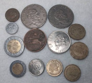 lot 508 image: Mexican Coins Lot 13 Pieces Mixed Denominations 1964-1995