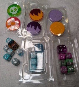 lot 554 image: Polyhedral Dice Set Lot with Spinner Tokens Halloween Themed