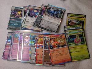 lot 557 image: Pokmon Trading Card Game Lot Japanese Holofoil Cards Mix