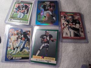 lot 711 image: Bo Jackson Sports Trading Cards Lot 5 Cards Score Fleer Pro Set