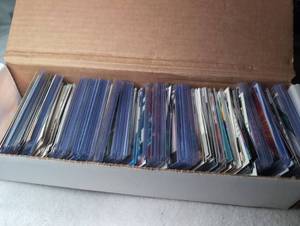 lot 805 image: Large Lot Basketball Sports Trading Cards Box