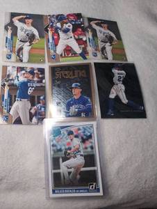 lot 906 image: Baseball Trading Cards Lot 7 Cards Royals Franmil Mondes OHearn Buehler