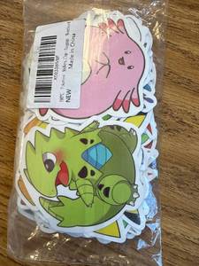 lot 366 image: 100 piece Pok mon stickers for cups luggage skateboard