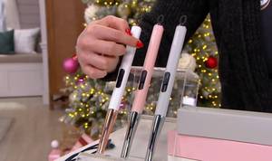 lot 409 image: EZLIGHT Set of 3 USB Rechargeable Lighters with Gift Boxes