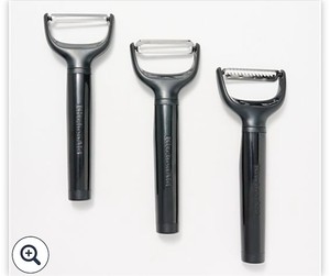 lot 443 image: RED KitchenAid 3-Piece Peeler Set