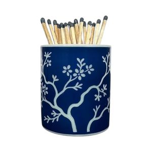 lot 21769 image: Hapton House Chinoiserie Long Match Holder with Striker   for 3 5 Matches