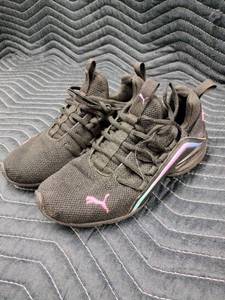 lot 61270 image: PUMA Axelion Mesh Fade sneakers - 5.5