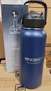 lot 19798 image: ONESELF 32 Oz Insulated Stainless Steel Water Bottle Navy Blue  Vacuum Insulated Leakproof Thermal Flask for Hot & iced drinks  BPA Free Sports Bottle for Gym, Office, Travel & Outdoor  1000 ml - Retail $22