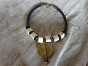lot 38029 image: Block Thick Necklace