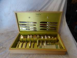 lot 36079 image: south Seas in community silverplate cutlery set