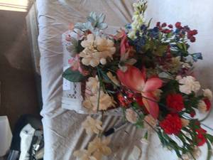lot 36267 image: Artificial flower Lot