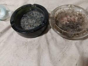 lot 36285 image: Lot of Two High quality glass Ash trays Large