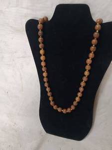 lot 38039 image: Wooden Beaded Necklace