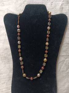 lot 38046 image: Multi-Colored Circles and Squares Beads necklace