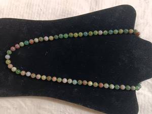 lot 38047 image: Multi colored Beaded Necklace