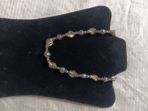 lot 38049 image: Multi-Colored necklace