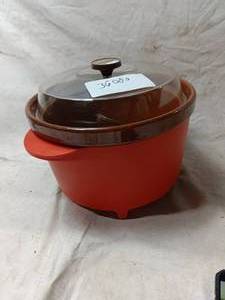 lot 36080 image: Vintage Retro Orange and brown slow cooker, Rival Crockpot
