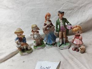lot 36092 image: Vintage Bisque Porcelain Figurines Lot