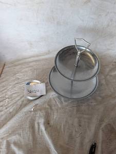lot 36124 image: Vintage Two Tier Metal and aluminum serving tray