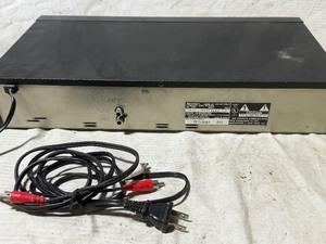 lot 36233 image: SHARP Compact Disc Player DX-677.