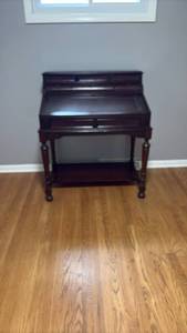 lot 52327 image: Dark Wood Secretary Desk with Slant Top and Shelf