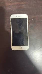 lot 52347 image: Apple iPhone 6 Gold
