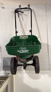 lot 52366 image: Scotts Turf Builder Edgeguard Broadcast Spreader