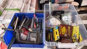 lot 52377 image: Hand Tools Lot Clamps Staples Fasteners Accessories