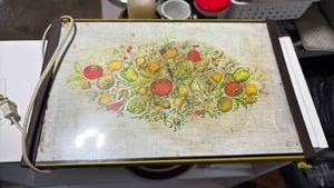 lot 52404 image: Warm-O-Tray