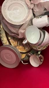 lot 52407 image: Mixed lot of Chinaware