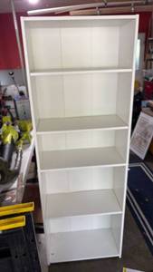 lot 52410 image: White Bookcase 5-Shelf Storage Unit