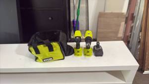 lot 52415 image: Ryobi 18V Cordless Drill Driver Kit with 2 Tools Charger and Bag