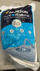 lot 2069 image: Morton Pure and Natural Water Softener Crystals 40 lb