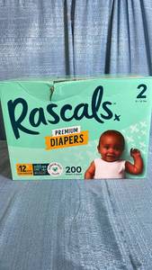 lot 3003 image: Rascals Premium Diapers Size 2 9-18 lbs 200 Count Unisex