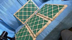 lot 3042 image: AAF Flanders 14 x 24 x 1 Nested Glass Air Filter MERV 1 (4 Pack)