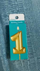 lot 3051 image: Celebrate Birthday Candle Number 1 Gold 4-Pack, 24 Total